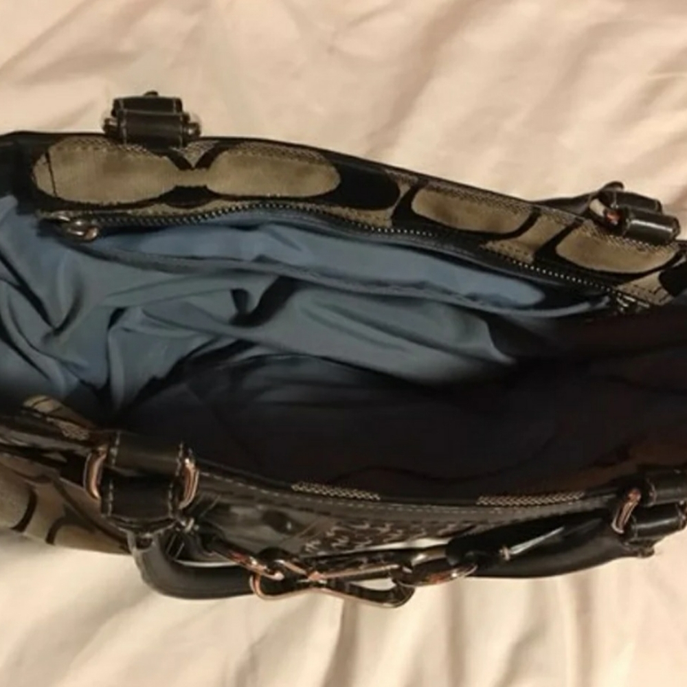 Coach Handbag - Picture 3 of 4